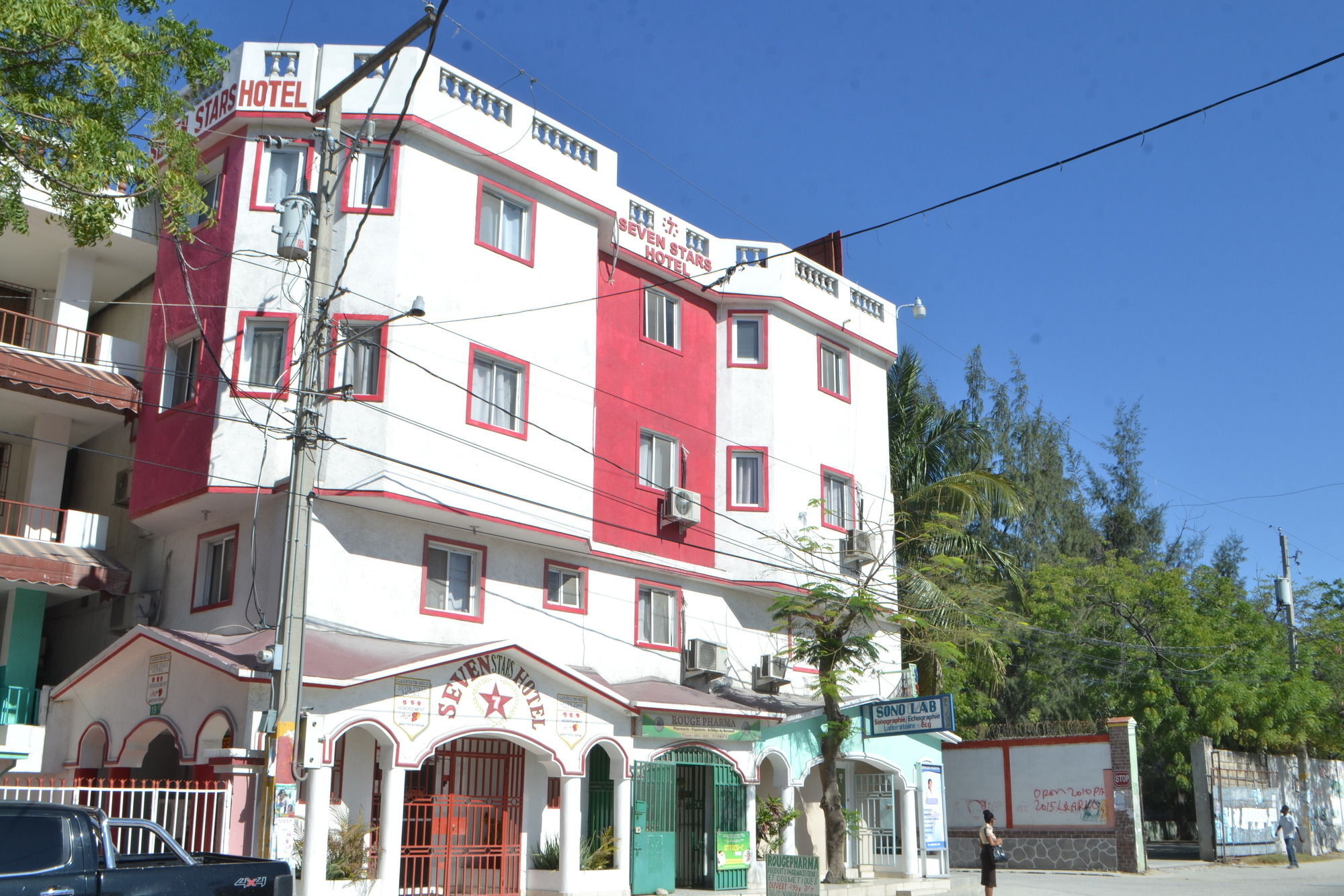 Seven Stars Hotel Musseau Екстериор снимка