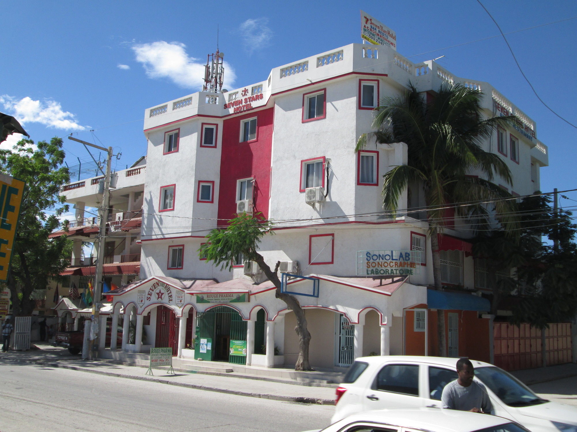 Seven Stars Hotel Musseau Екстериор снимка